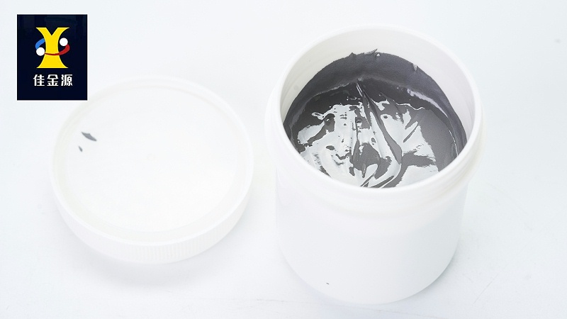白色瓶有鉛錫膏開(kāi)蓋
